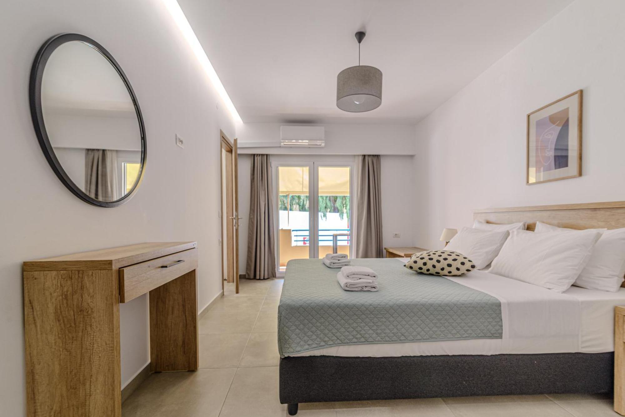 Appartamento Andy'S Plaza Agia Pelagia  Esterno foto